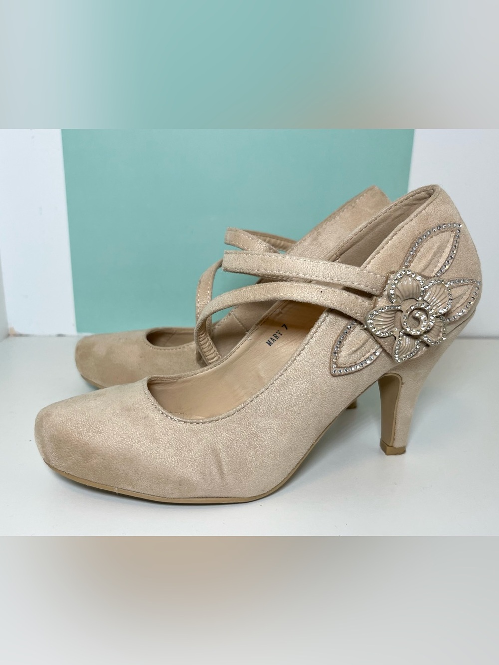 Mila Lady nude pumps